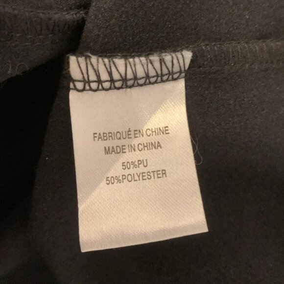 Black Pleather Pull On Pants Estimated - Picture 7 of 7